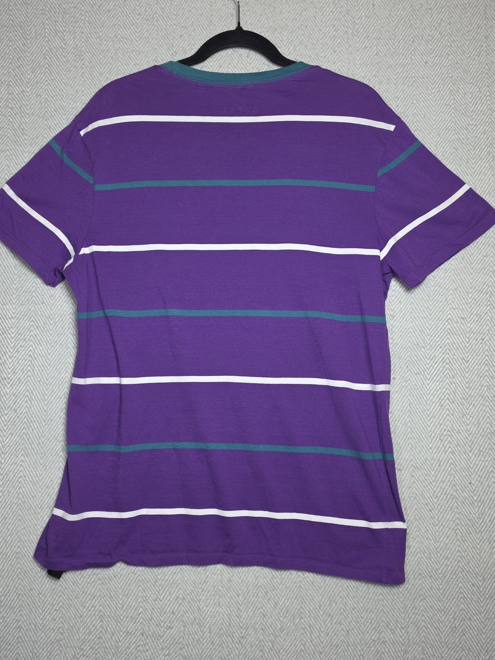 GUESS Purple Stripe Crewneck T-Shirt Mens L - Picture 8 of 8